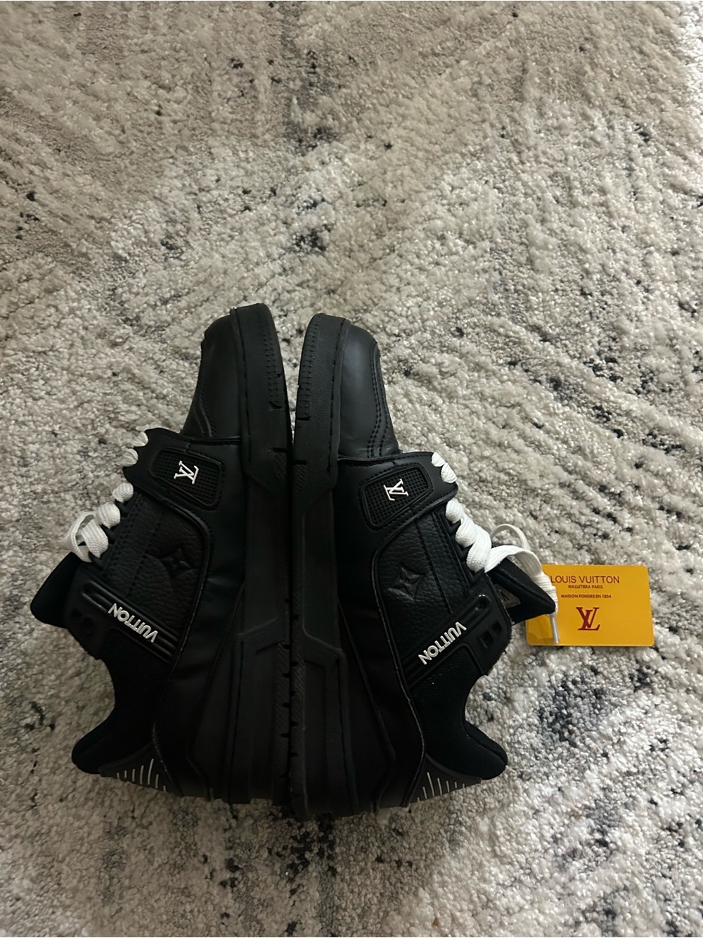 Louis Vuitton Men’s Black Low-Top Sneakers with White Laces - Picture 3 of 5